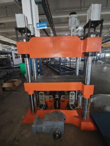 Pillar servo Multistation machine